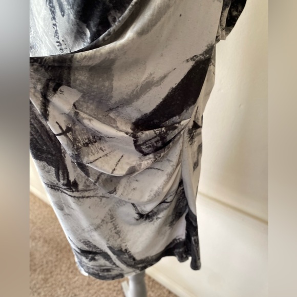 SIMPLY VERA - VERA WANG TOP SIZE EXTRA LARGE 🌟EUC🌟 - Picture 3 of 11